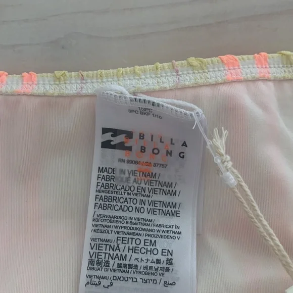 Billabong Bundle Of Bikini Bottoms! Pretty In Plaid High rise,&Sol Searcher pink - Picture 7 of 11